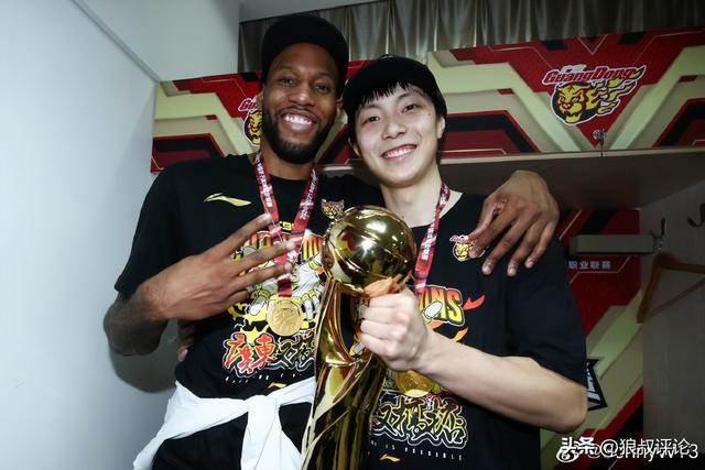 半岛体育APP-重返职业赛场！广东男篮传奇外援威姆斯加盟NBL河南焦作文旅