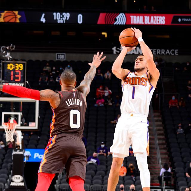 半岛体育APP-太阳14战12胜逼近LA双雄 全明星必有布克一席？